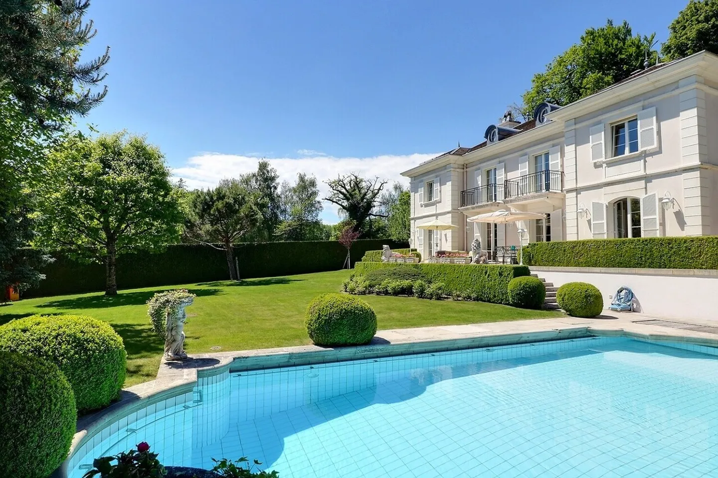 Very beautiful master property in a sought-after area of Lausanne. - Photo 1 of 13