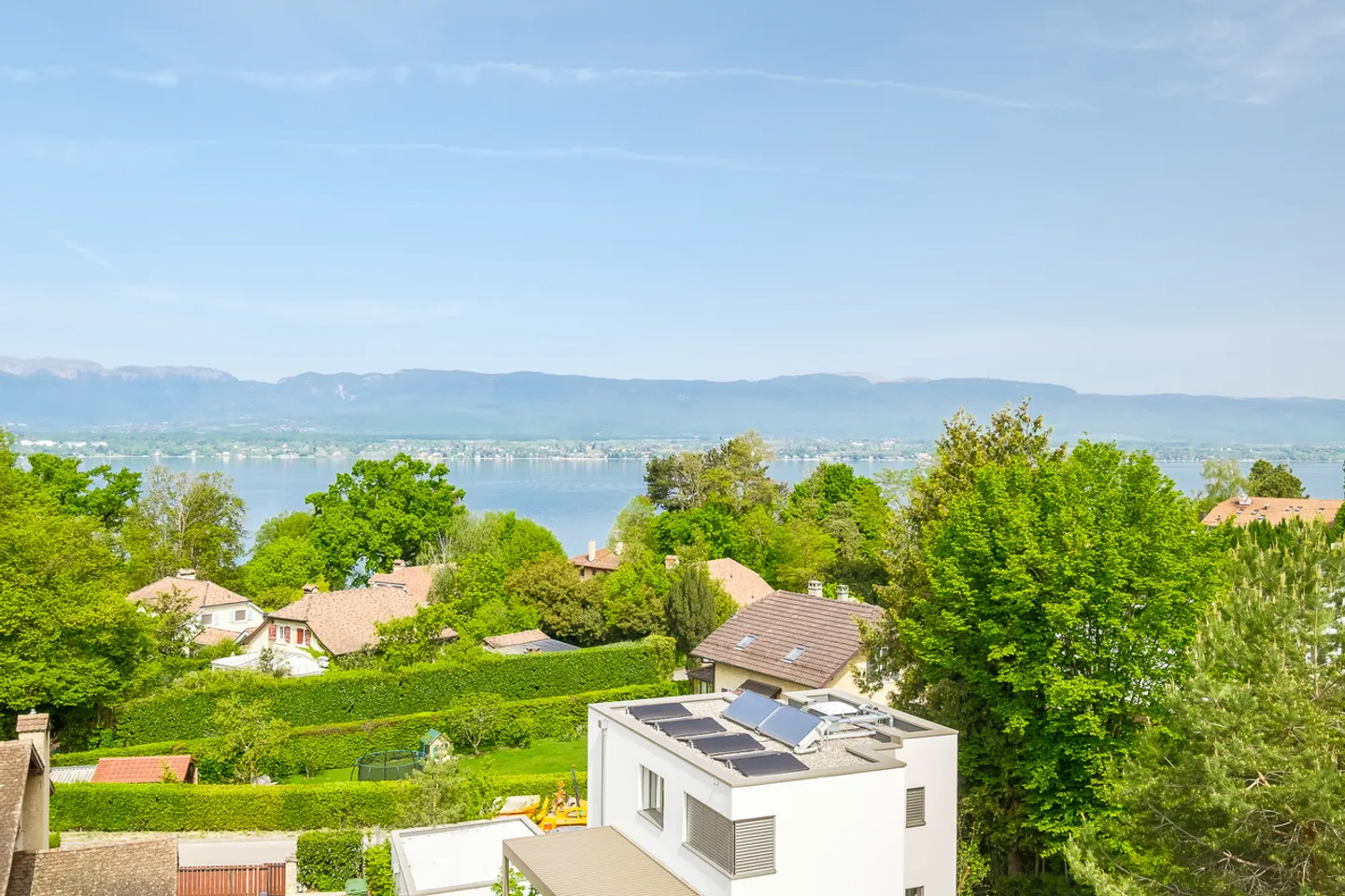Luxuriöse Architektenvilla, Spa, Schwimmbad, Seeblick, Linke Ufer - Foto 1 von 13