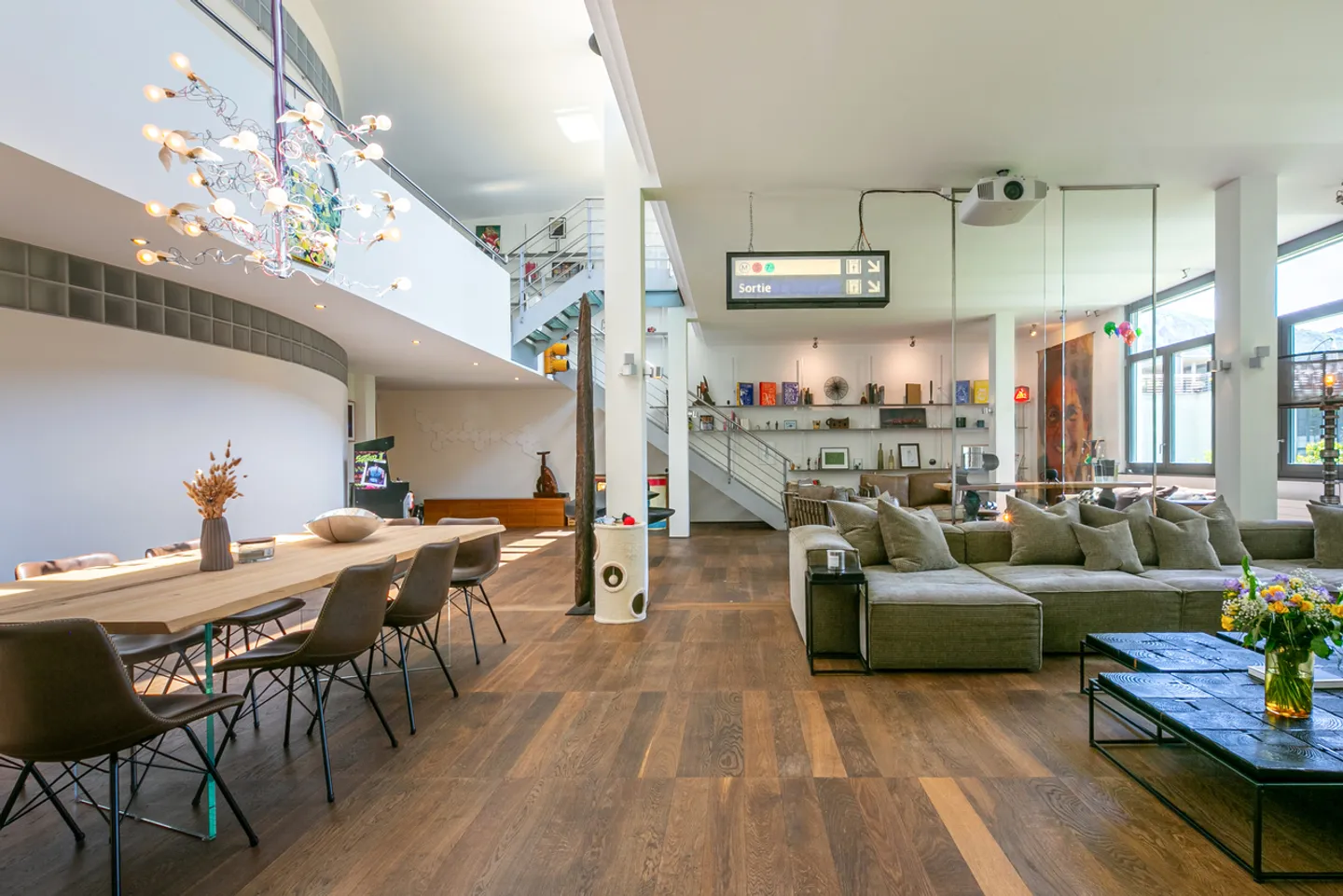 Unico: loft duplex di 338, terrazza, parco di 3ha, vicino a Carou - Foto 3 di 12