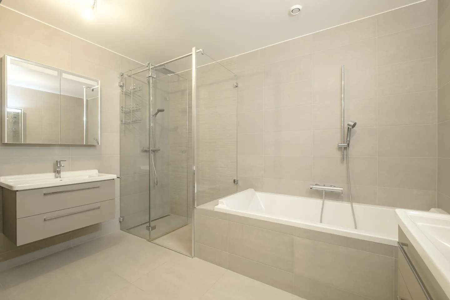 Stupendo duplex attico, 320m2, terrazze, vista mozzafiato, Corsier - Foto 6 di 7