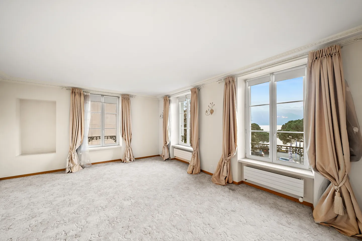 Bell'appartamento duplex con vista lago nel centro di Montreux - Foto 10 di 13
