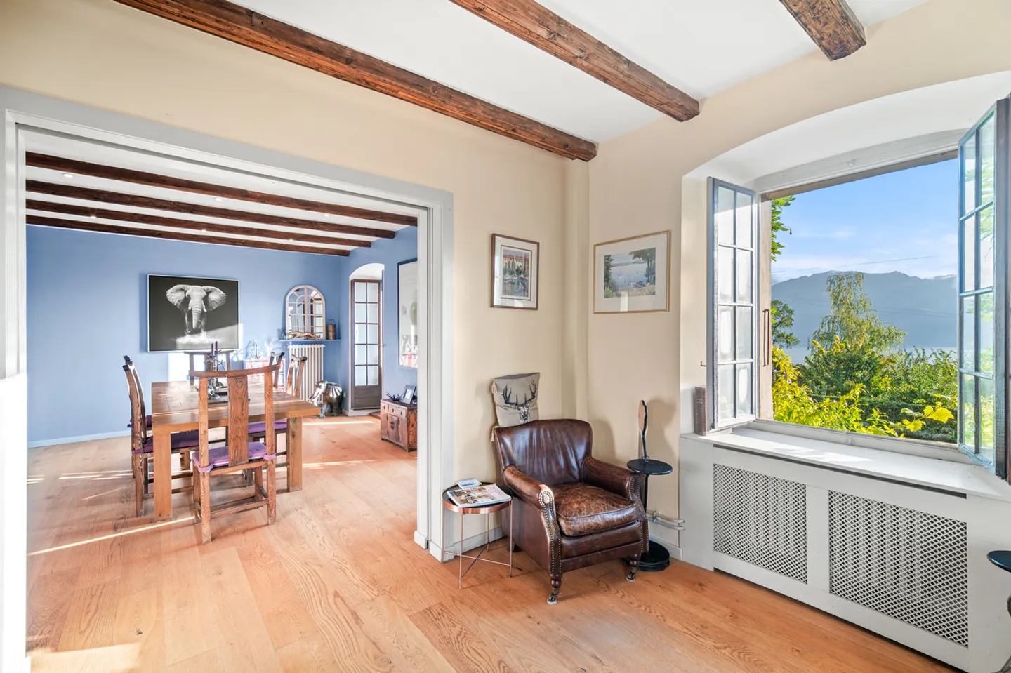 Bella casa vinicola ristrutturata nel cuore di St-Légier - Foto 6 di 13