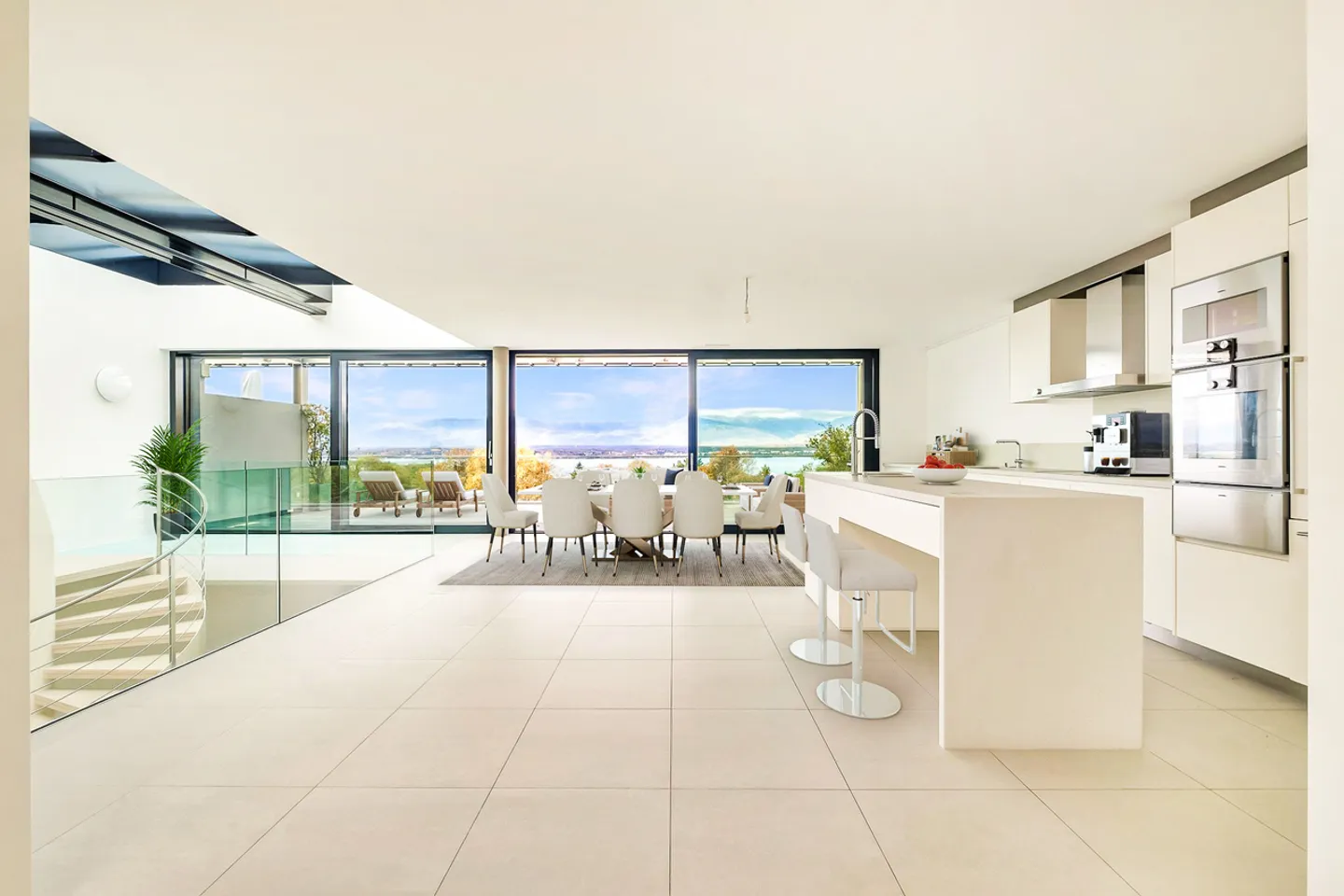 Stupendo duplex attico, 320m2, terrazze, vista mozzafiato, Corsier - Foto 3 di 7