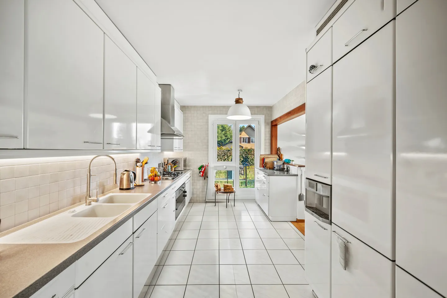 Belle propriété familiale dans un quartier calme proche de Lausanne - Photo 6 sur 13