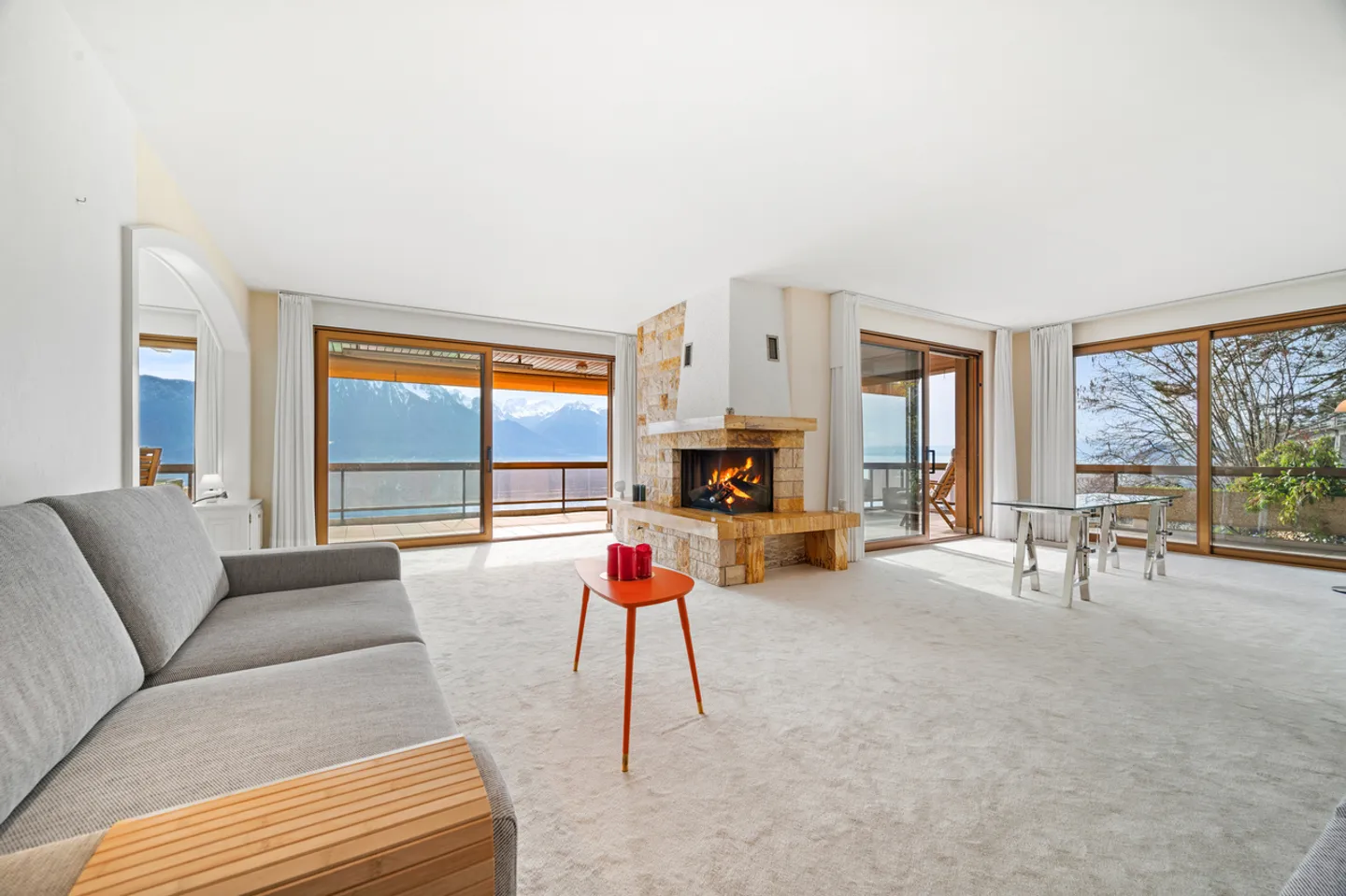 Superb apartment with panoramic view in Montreux - Photo 6 of 13