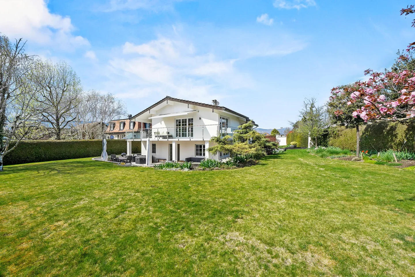 Schönes schlüsselfertiges Familienhaus, ruhig, Crans-près-Céligny - Foto 1 von 13