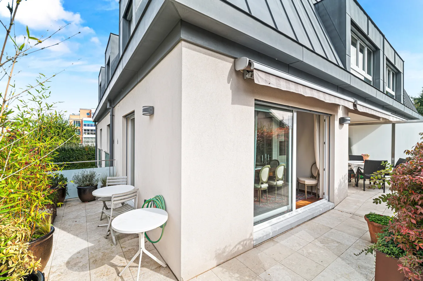 Bellissimo duplex attico con studio indipendente nel cuore di Nyon - Foto 13 di 13