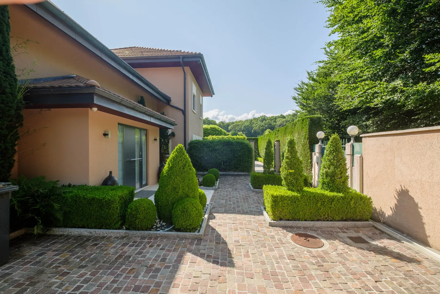 Spaziosa villa familiare con splendido giardino paesaggistico e piscina, Mies - Foto 13 di 13