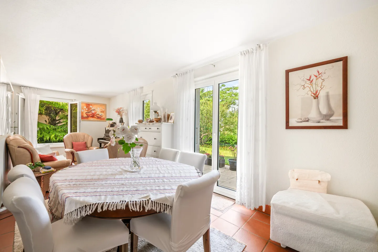 Beautiful family villa renovated in Mont sur Lausanne - Photo 5 of 13