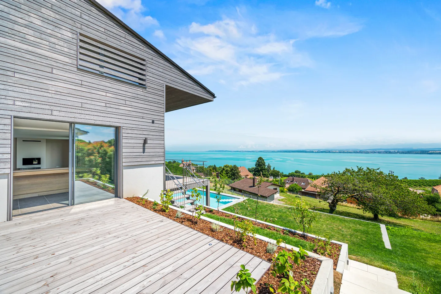 Contemporary villa with lake view, vineyards and castle, Vaumarcus - Photo 10 of 13