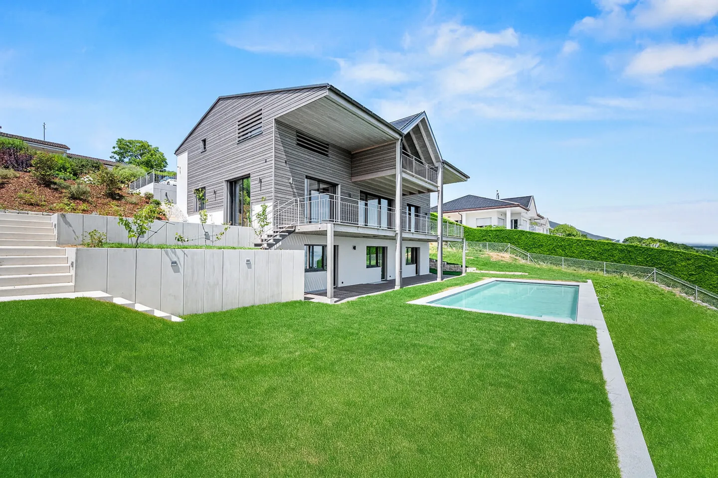 Contemporary villa with lake view, vineyards and castle, Vaumarcus - Photo 2 of 13