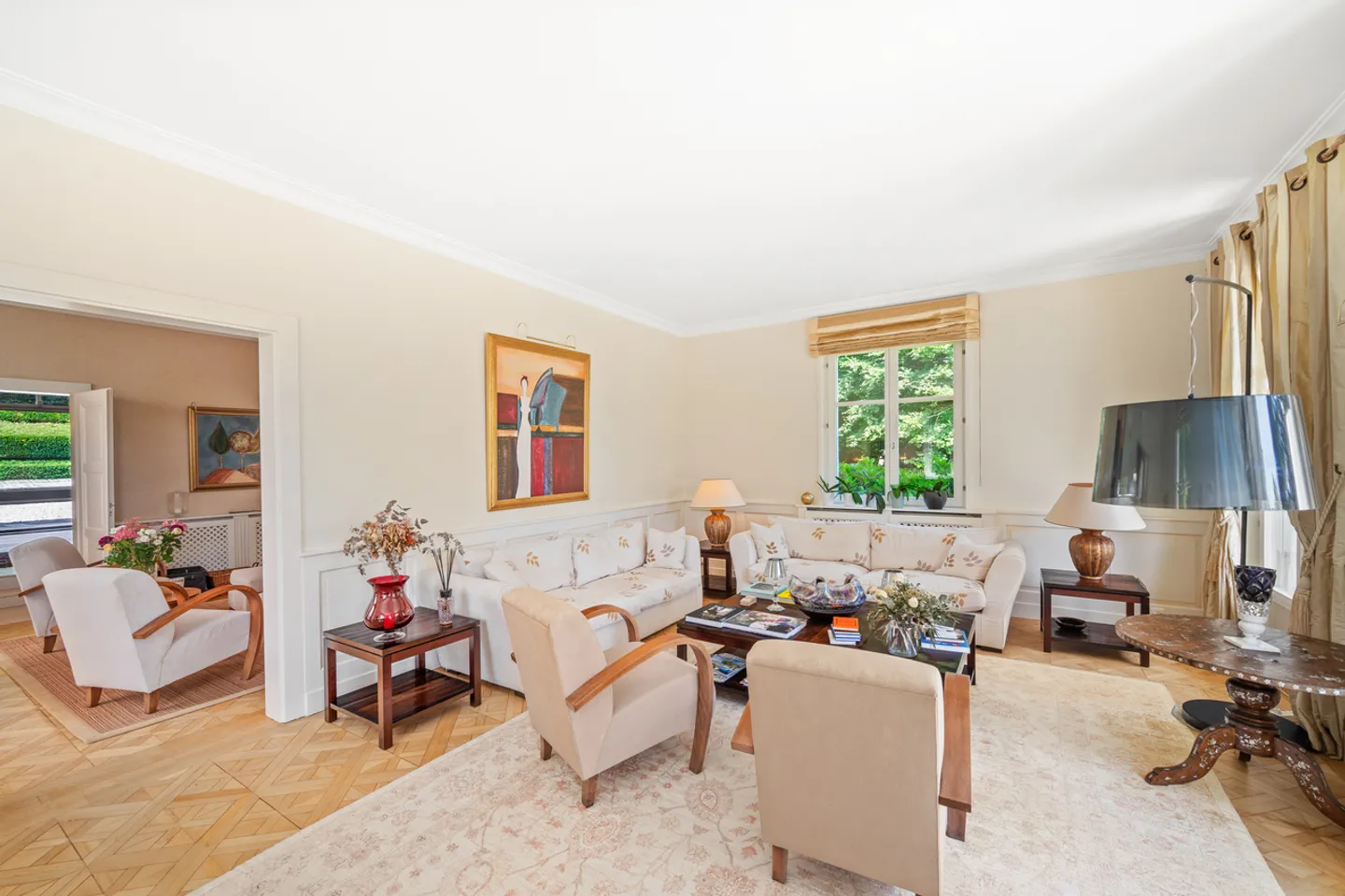 Elegant property with swimming pool in a green setting in Lausanne - Photo 8 of 13