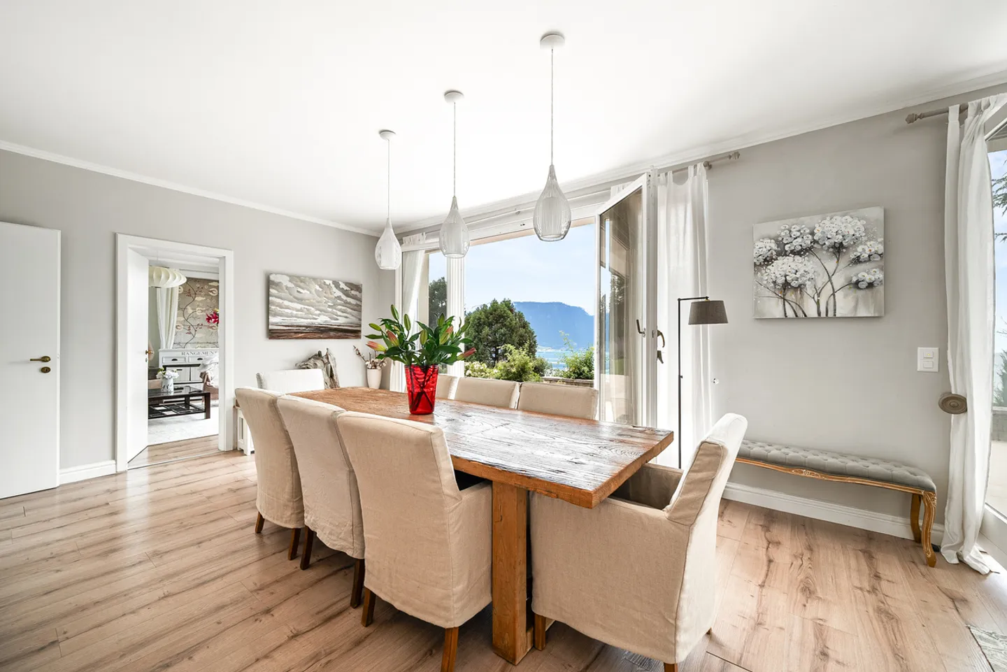 Wunderschönes Anwesen mit Pool, Panoramablick über Montreux - Foto 6 von 13