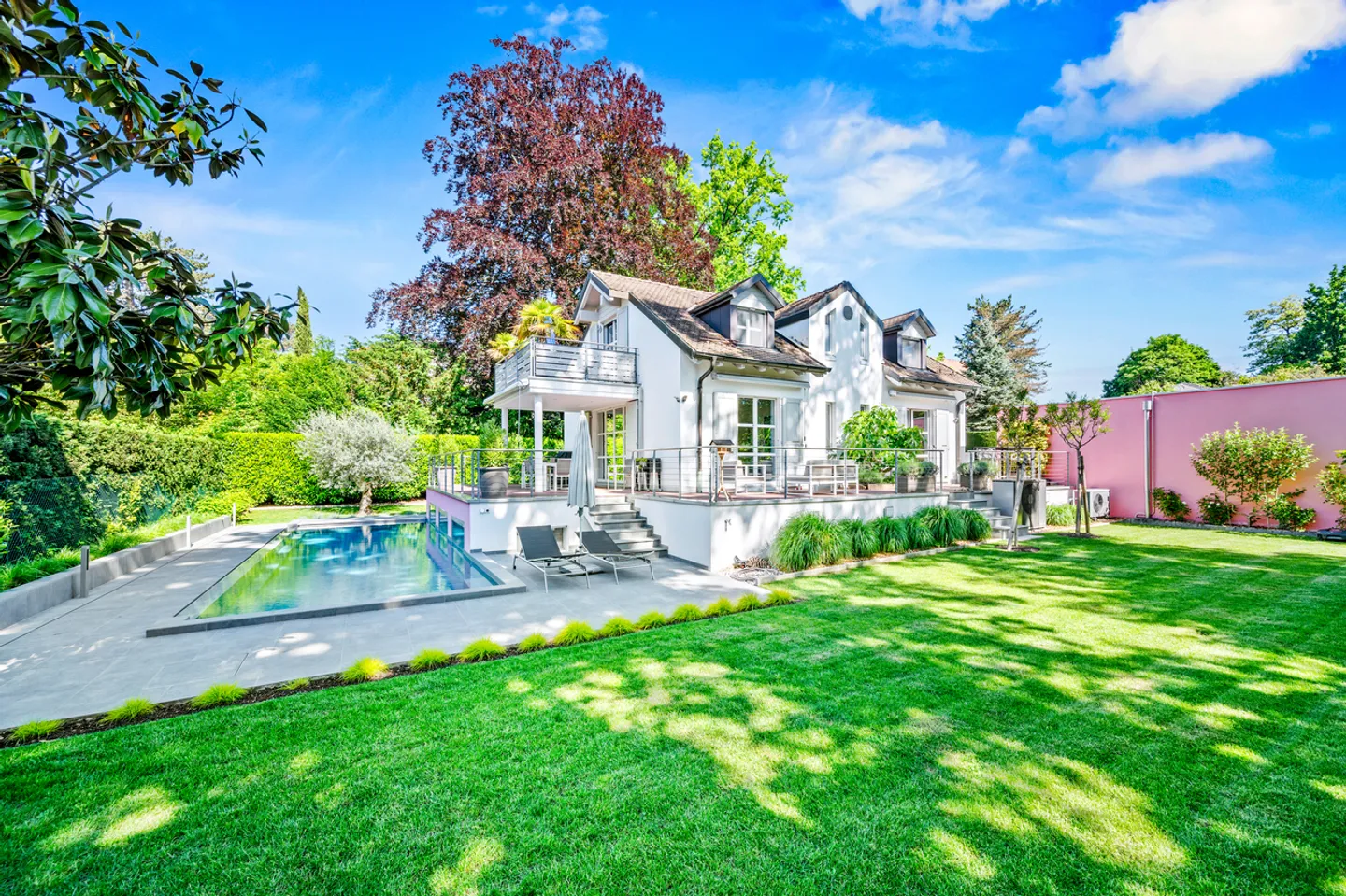 Bella casa familiare con piscina nel cuore di Chêne-Bougeries - Foto 10 di 10