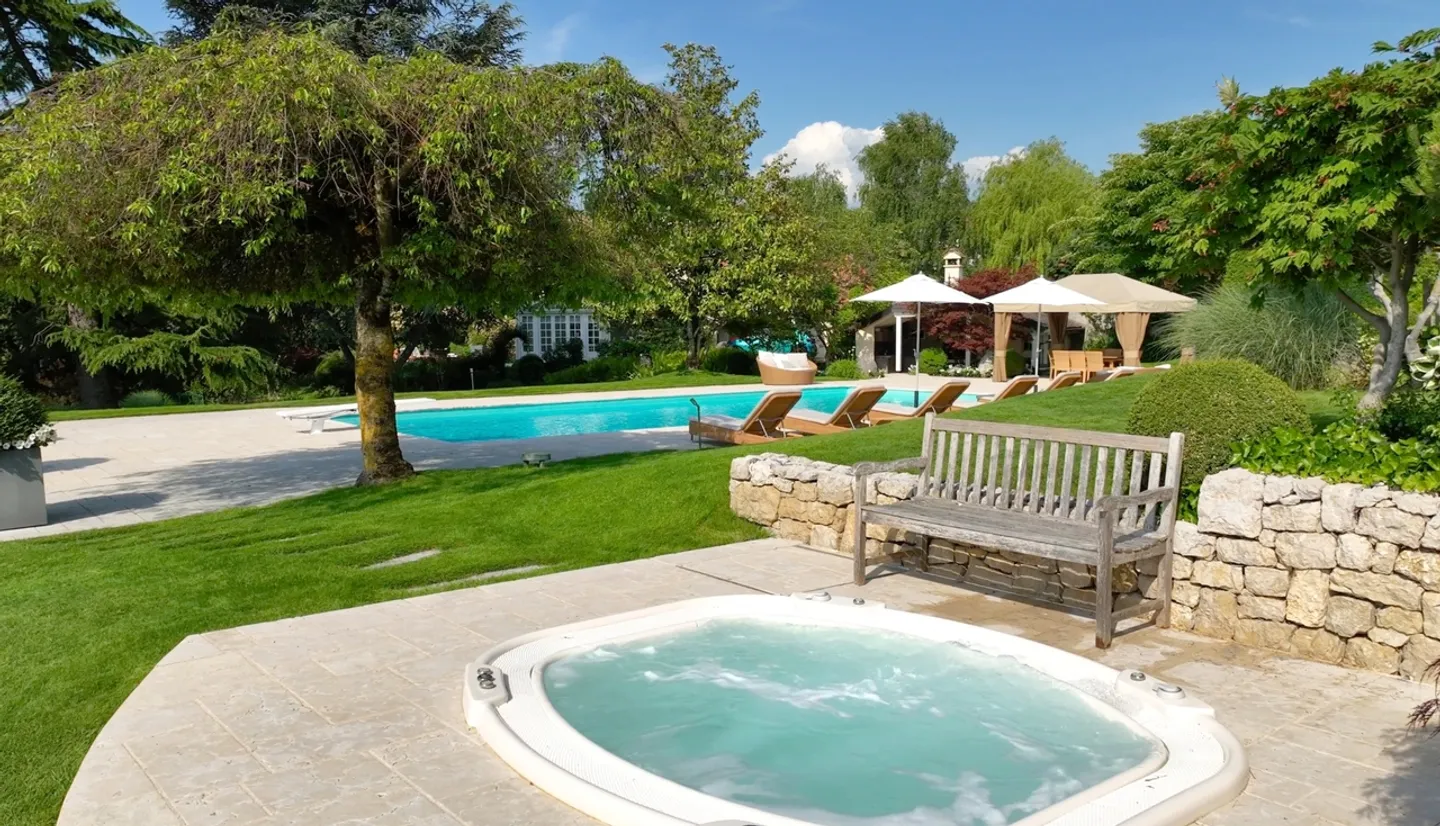Magnifique domaine familial proche de Lausanne - Photo 4 sur 10