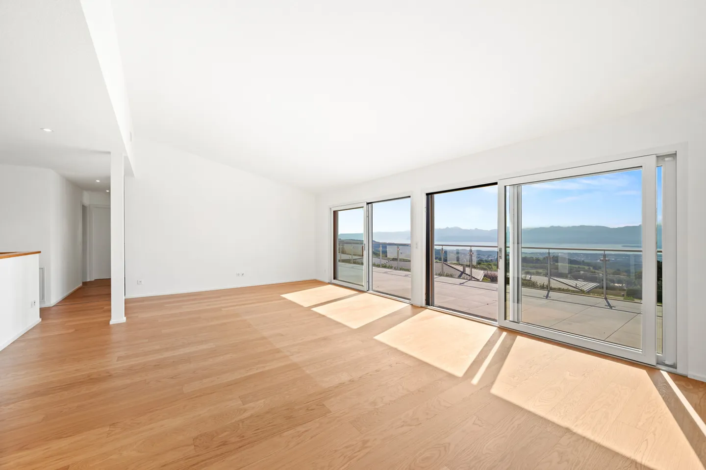 Villa contemporanea chiavi in mano, con vista a 180° - Arzier-le-Muids - Foto 9 di 13