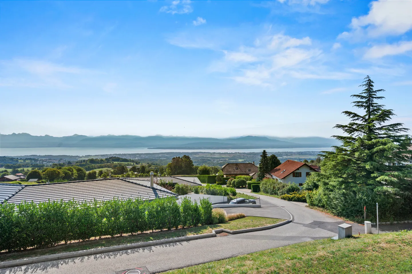Villa contemporanea chiavi in mano, con vista a 180° - Arzier-le-Muids - Foto 4 di 13