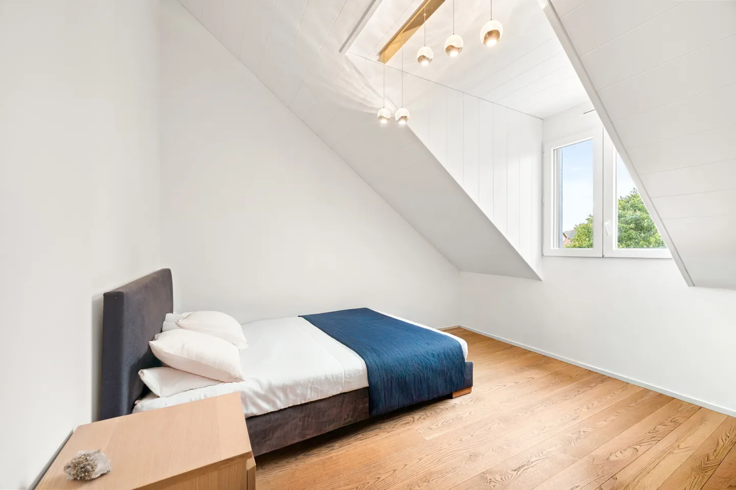 Incantevole duplex attico 3.5 locali a Monnaz - Foto 4 di 9