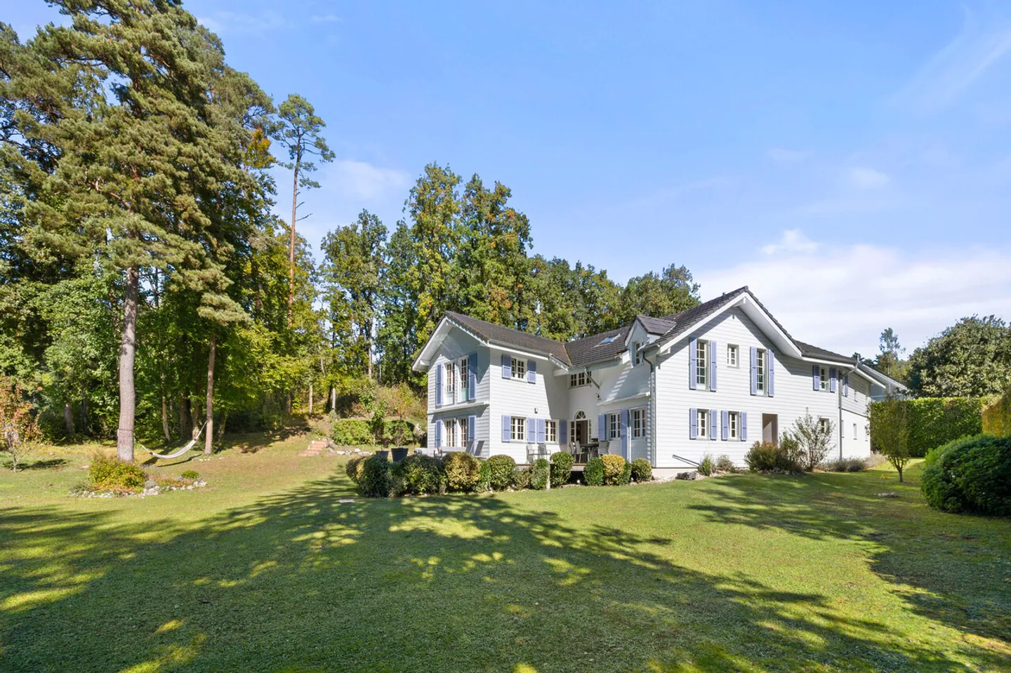 Wunderschöne Villa mit 400m2 und Pool, Gingins - Foto 3 von 13