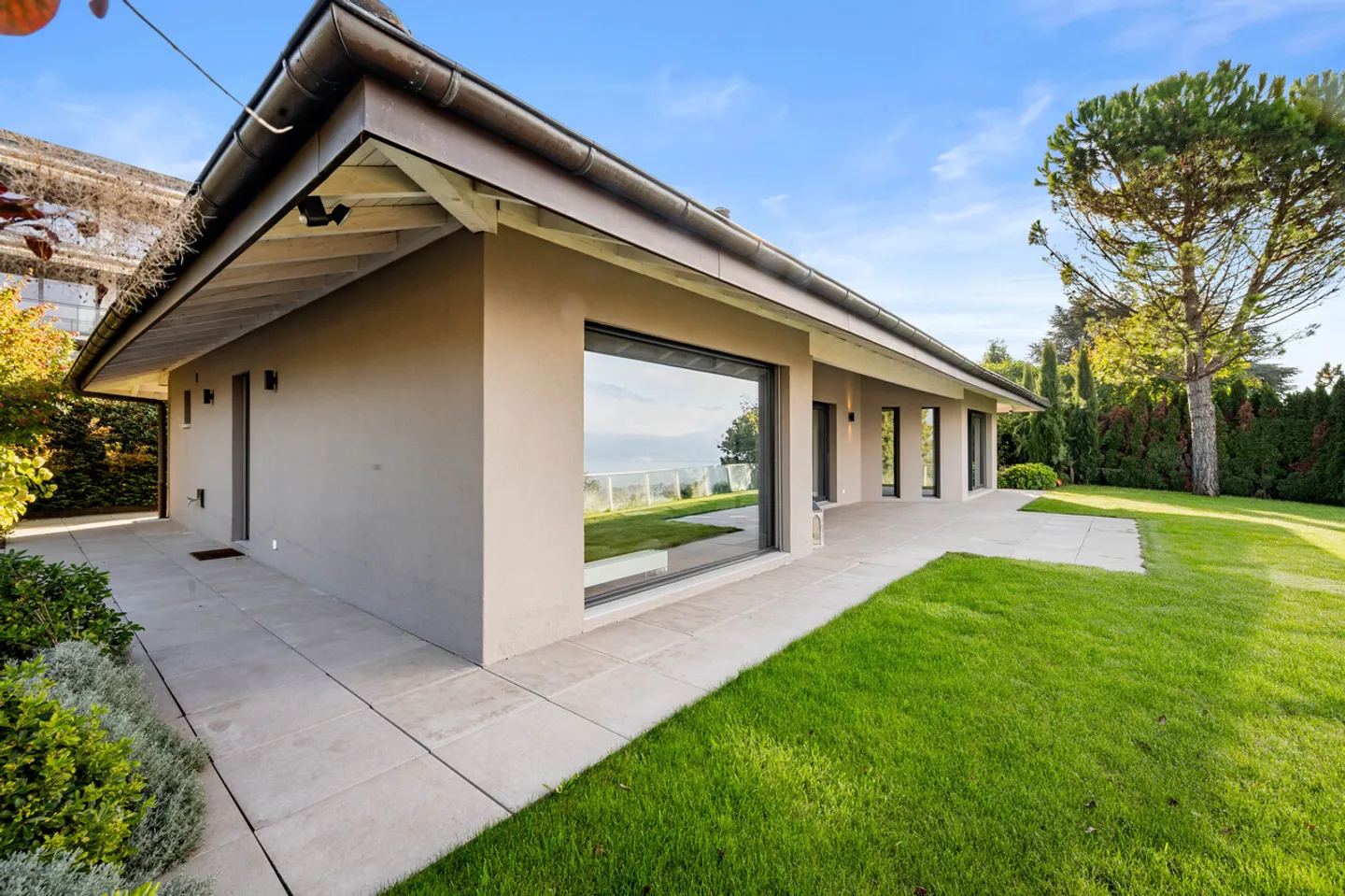 Wunderschöne ebenerdige Villa mit Panoramablick in Blonay - Foto 13 von 13