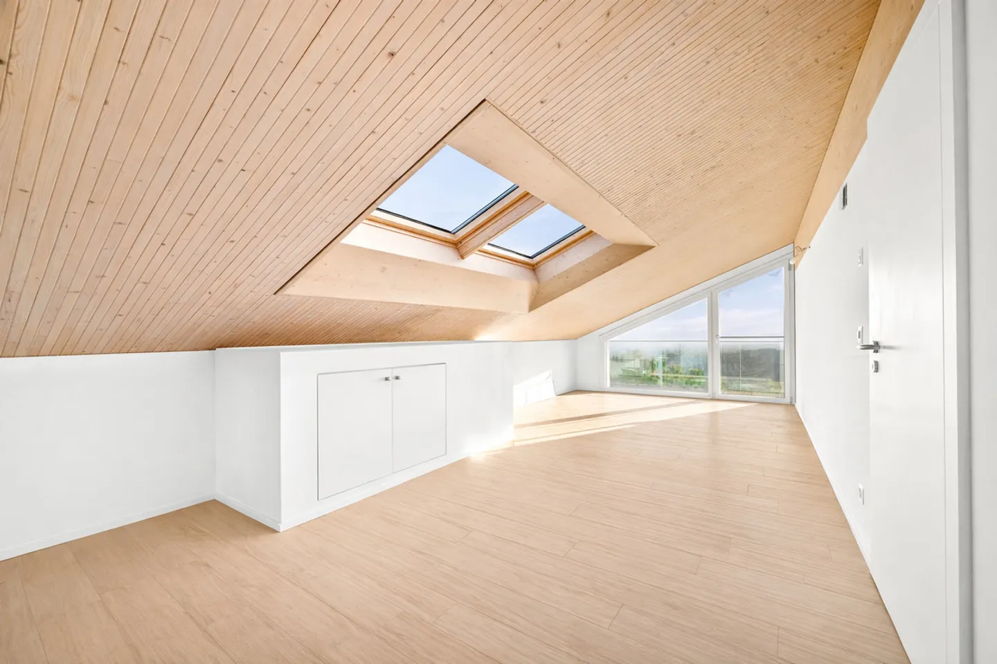 Beautiful architect villa with lake view near Morges - Photo 12 of 13