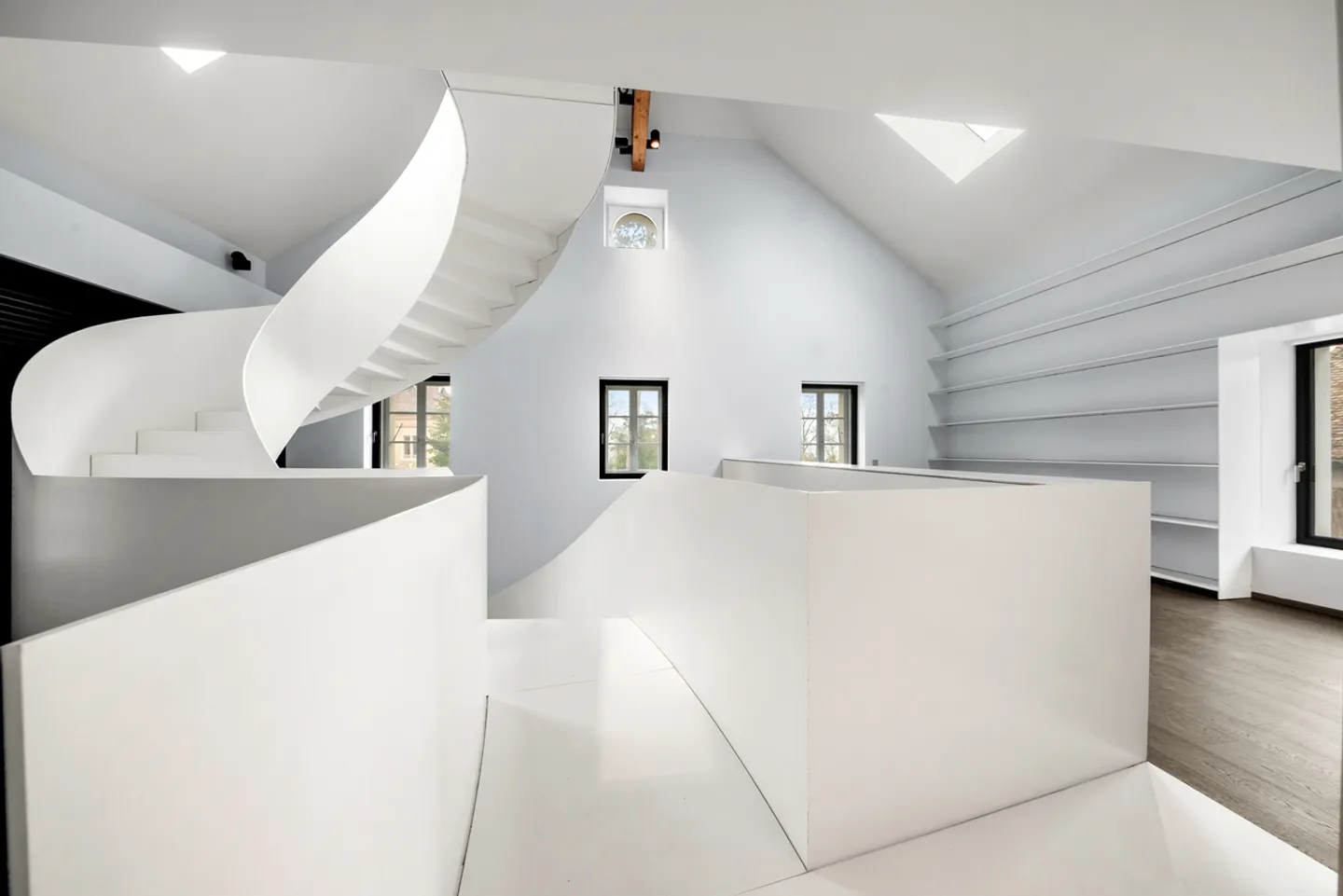 Residenz, die Charakter und Modernität vereint, Innenpool, Vandoeuvres - Foto 13 von 13