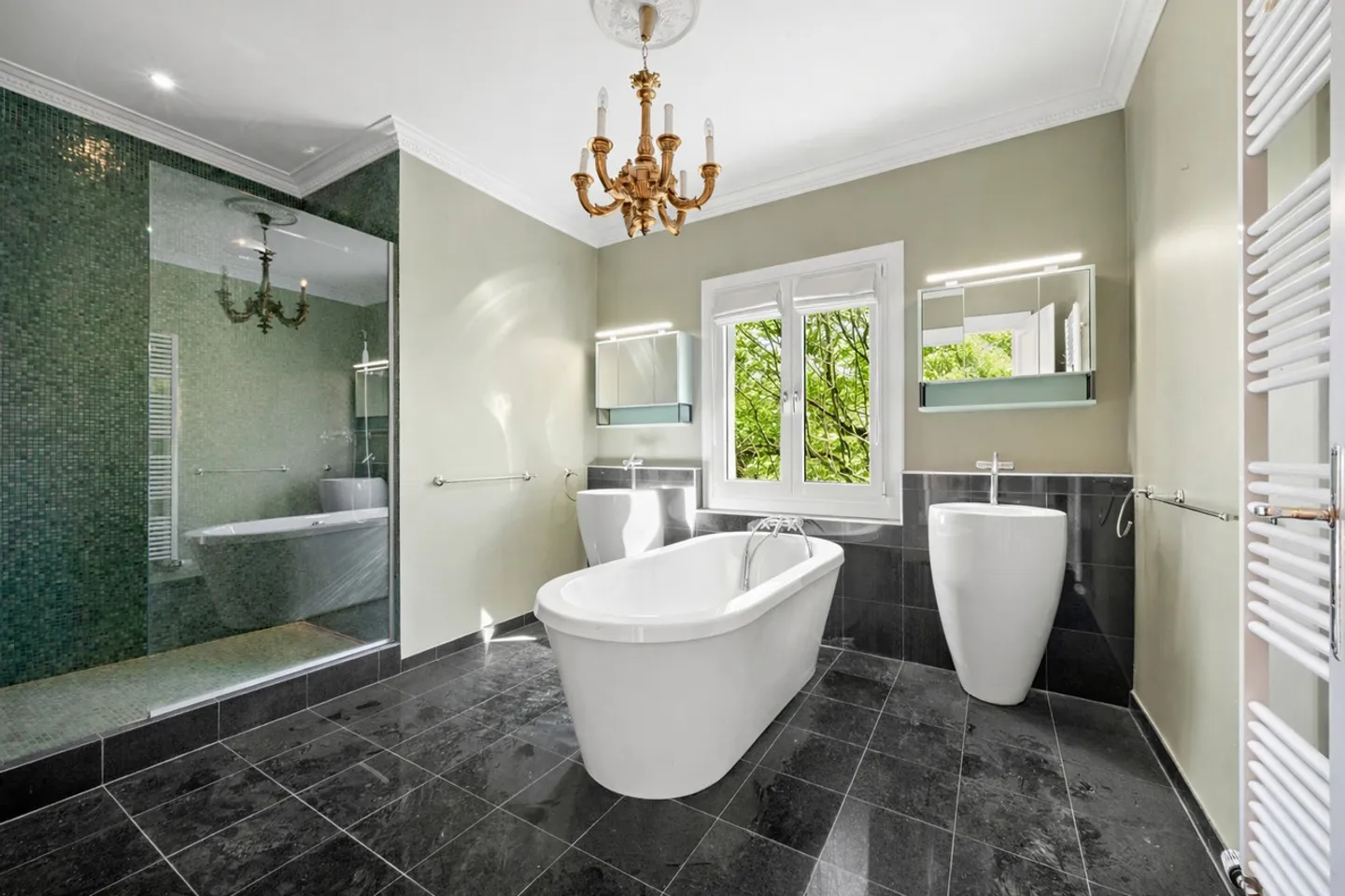 Affascinante proprietà dei primi del '900 in una zona tranquilla a Corseaux - Foto 13 di 13