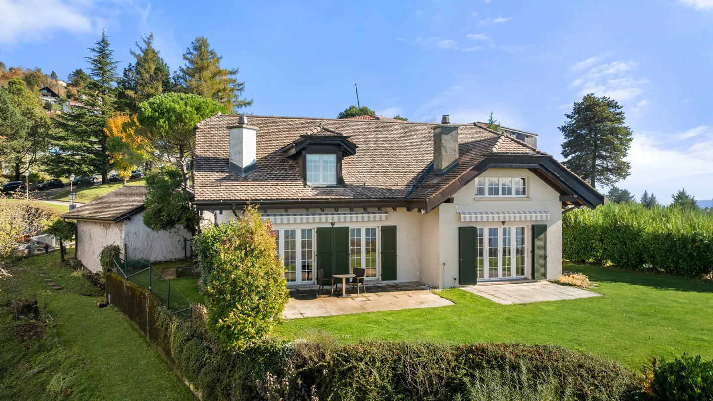 Sehr schöne Villa mit Panoramablick in Grandvaux - Foto 2 von 13