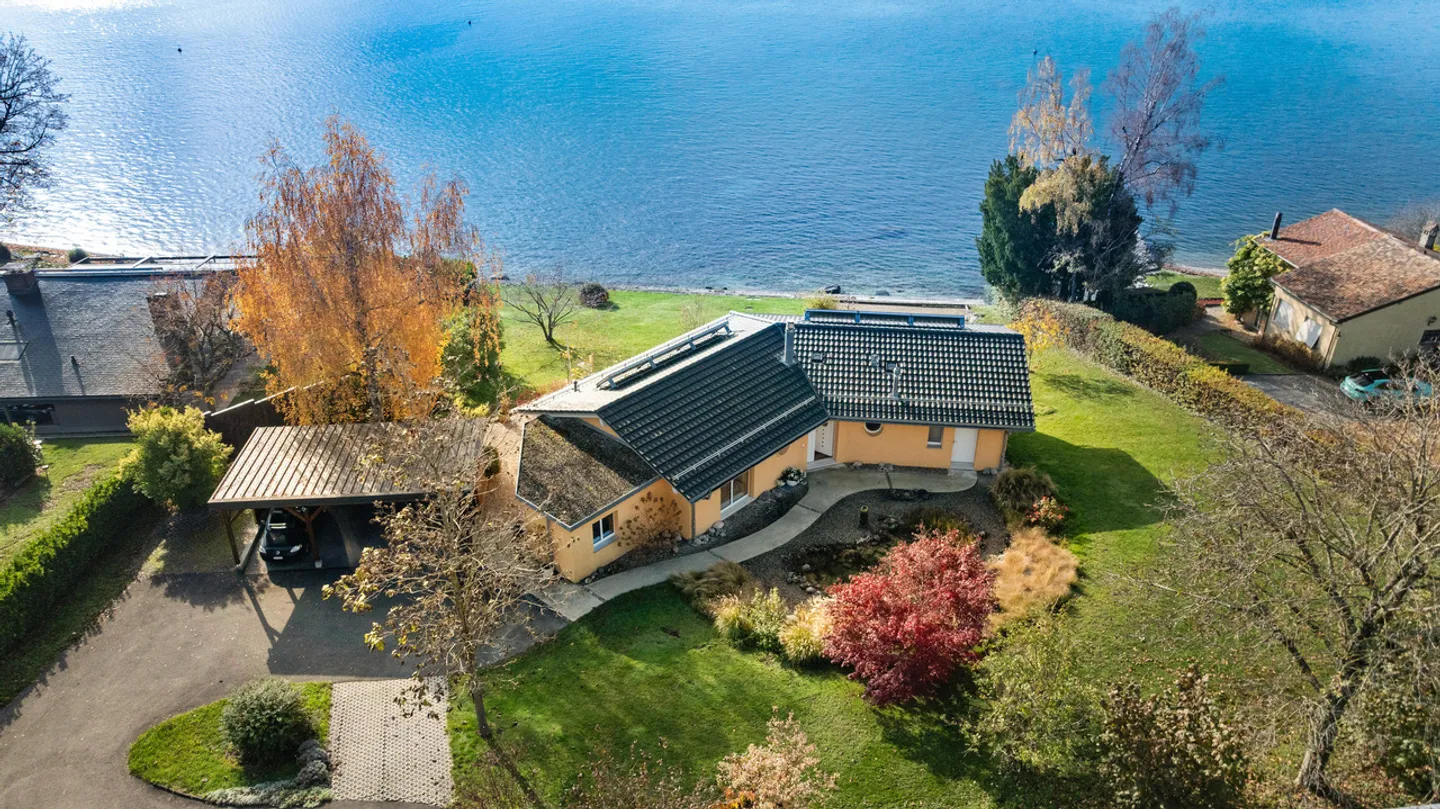 Piedi nell'acqua - prezzo richiesto inferiore a CHF 8'500'000 - Foto 3 di 13