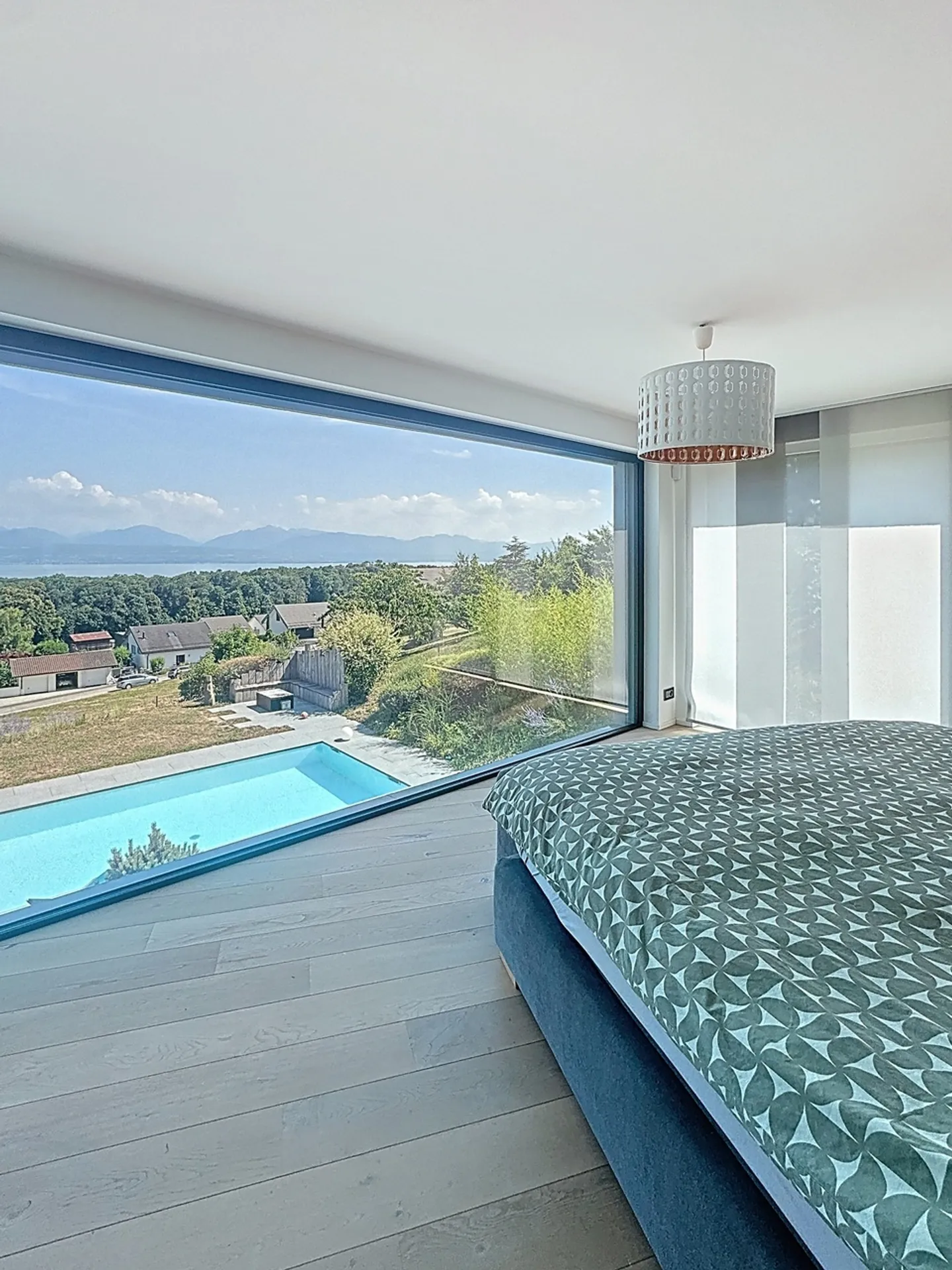 Bella villa progettata da un architetto con vista panoramica a Lully- VD - Foto 9 di 13