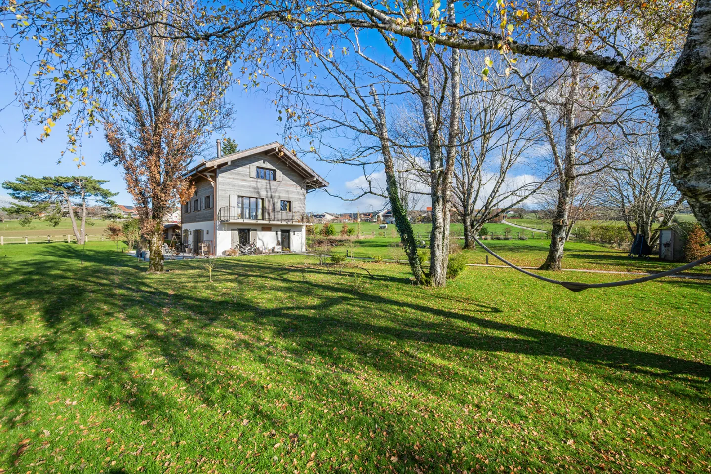 Charmantes Haus inmitten der Natur in Burtigny - Foto 2 von 13