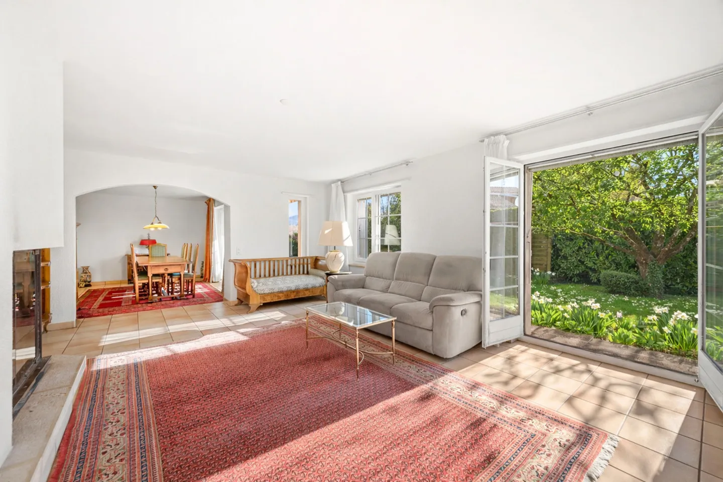 Charming family villa with great potential in the heart of Cologny (GE) - Photo 4 of 13