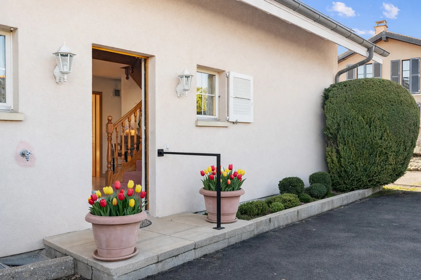 Charming family villa with great potential in the heart of Cologny (GE) - Photo 3 of 13