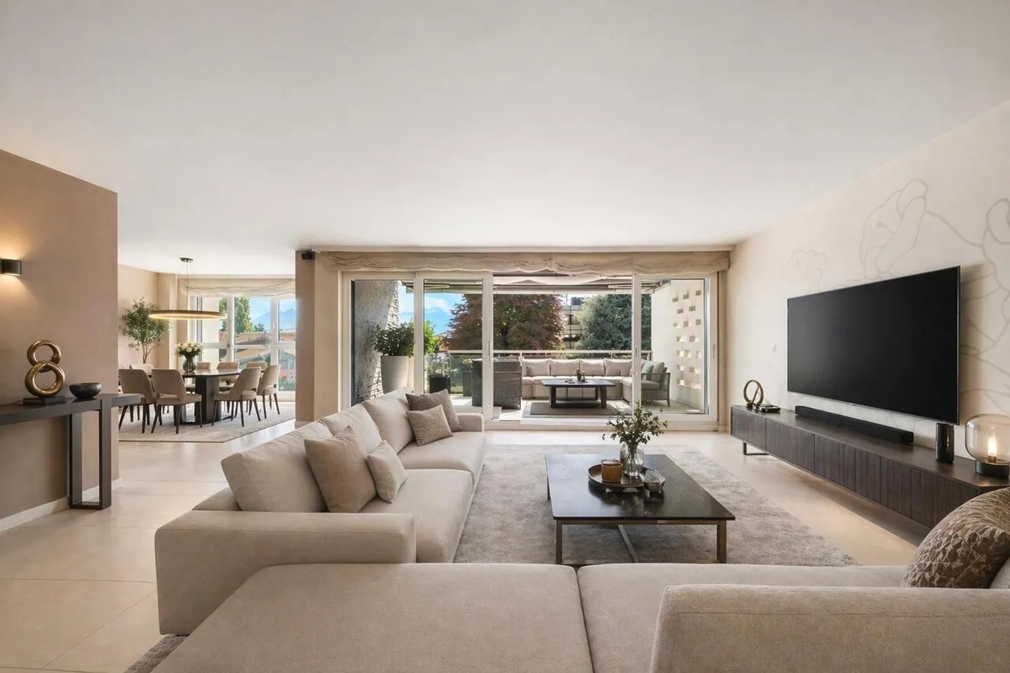 Beautiful turnkey apartment with terrace and garden in the heart of Pully - Photo 2 of 12