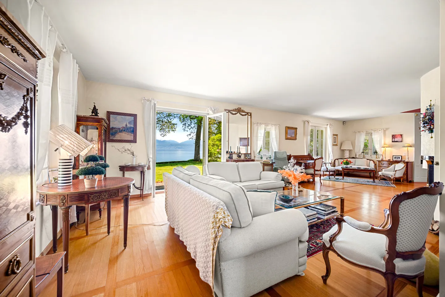 Very beautiful "waterfront" property with great potential, St Prex - Photo 6 of 13