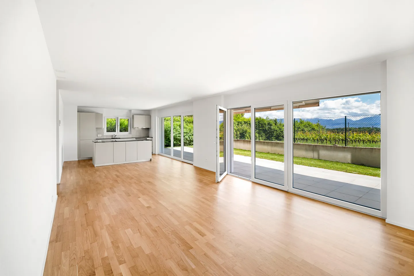 Etoy - Appartamento di 4.5 stanze con vista lago e Alpi - Foto 4 di 13