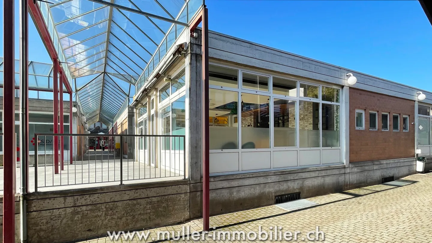 Gewerbefläche für Restaurant oder ähnliche Aktivitäten in Avry-Bourg - Foto 11 von 13