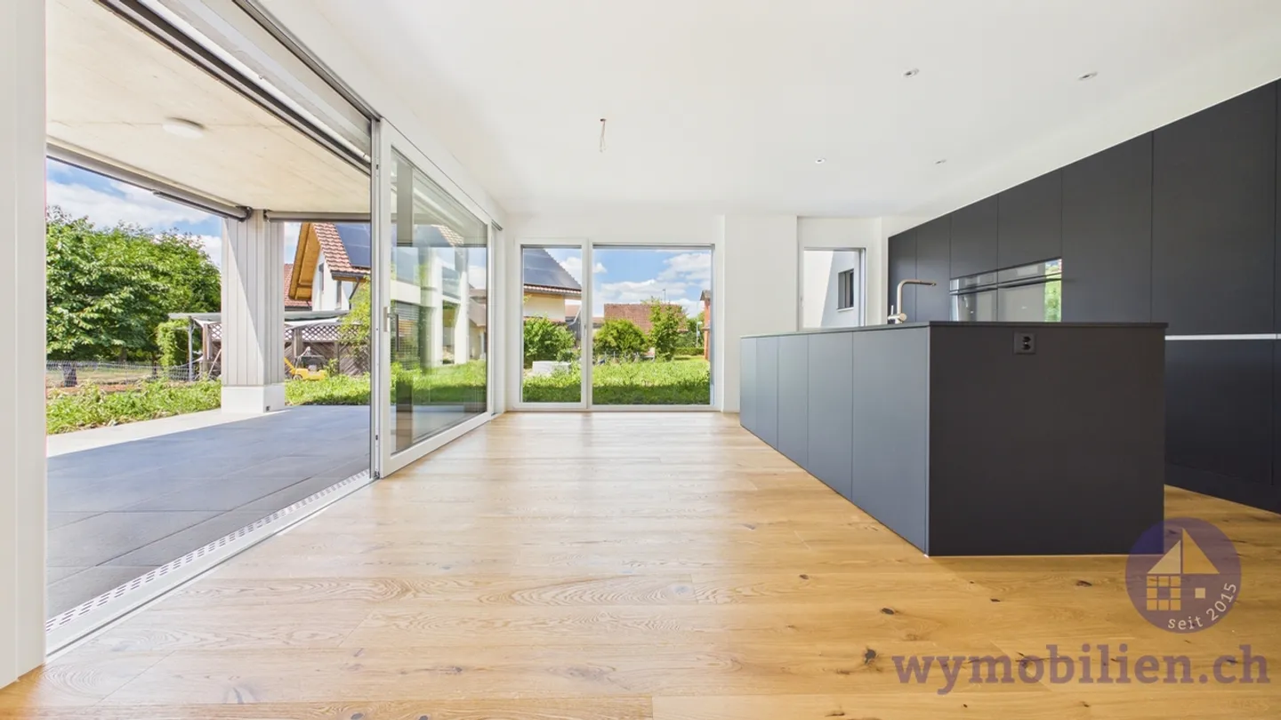 Dream Home (130m2) with Private Garden near Nature, Train Station and Shopping - Photo 2 of 13