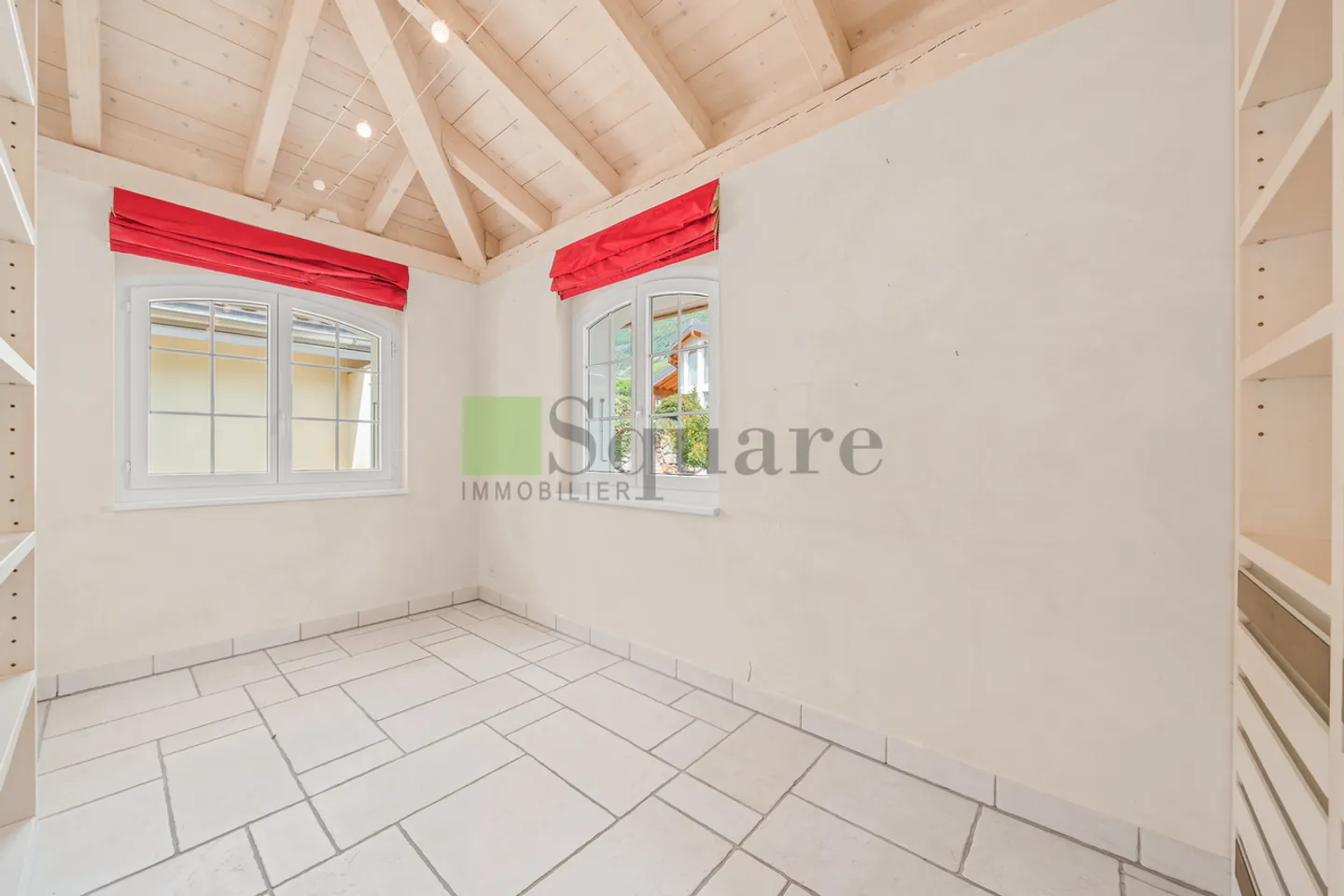 Außergewöhnliche provenzalische Villa mit Pool in Fully - Foto 11 von 13