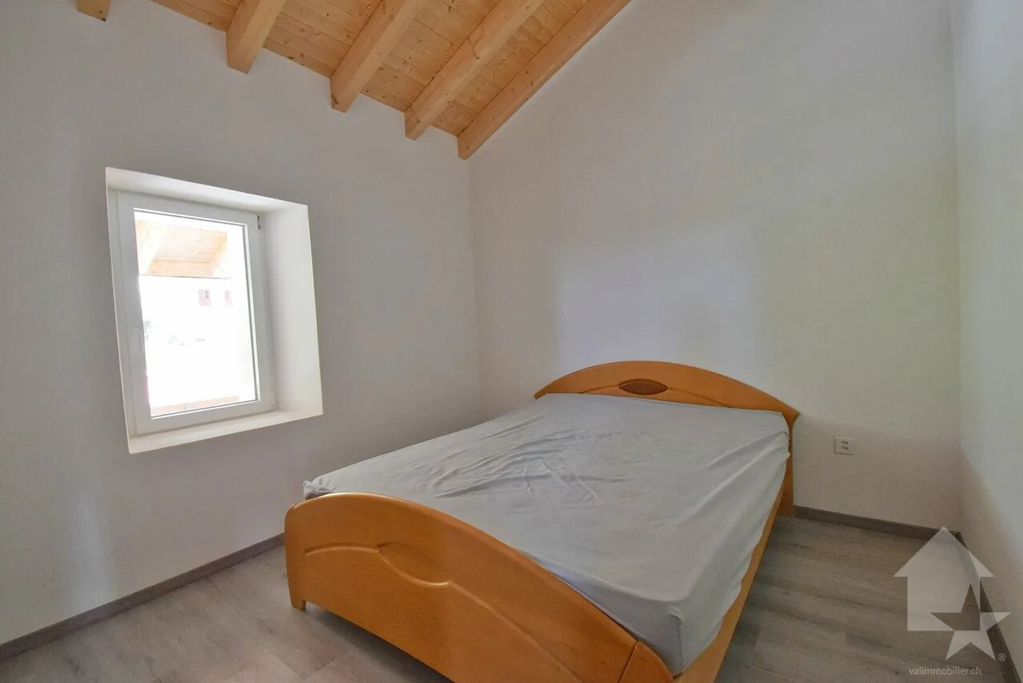 2 apartment house completely renovated in 2025! - Photo 10 of 13