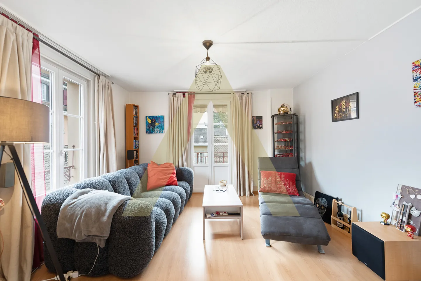 Maison de ville avec potentiel - Photo 4 sur 13