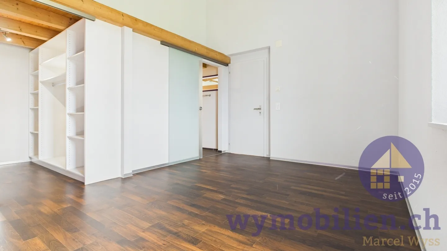 Restaurant - Apartments - Building Land - Photo 9 of 13