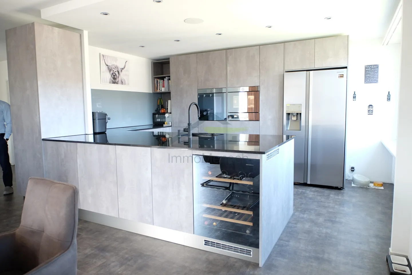 appartement spacieux et lumineux de 6,5 pièces au dernier étage avec vue dégagée - Photo 3 sur 13
