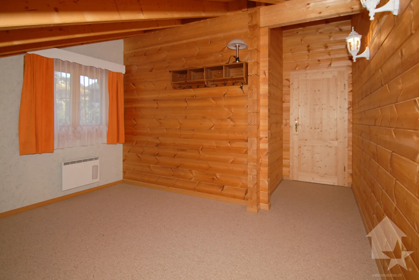 Chalet mit 6,5 Zimmern, das von einer atemberaubenden Aussicht profitiert - Foto 7 von 13