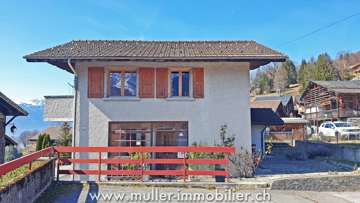 Nice village house in the heart of Posses-sur-Bex - Photo 2 of 13