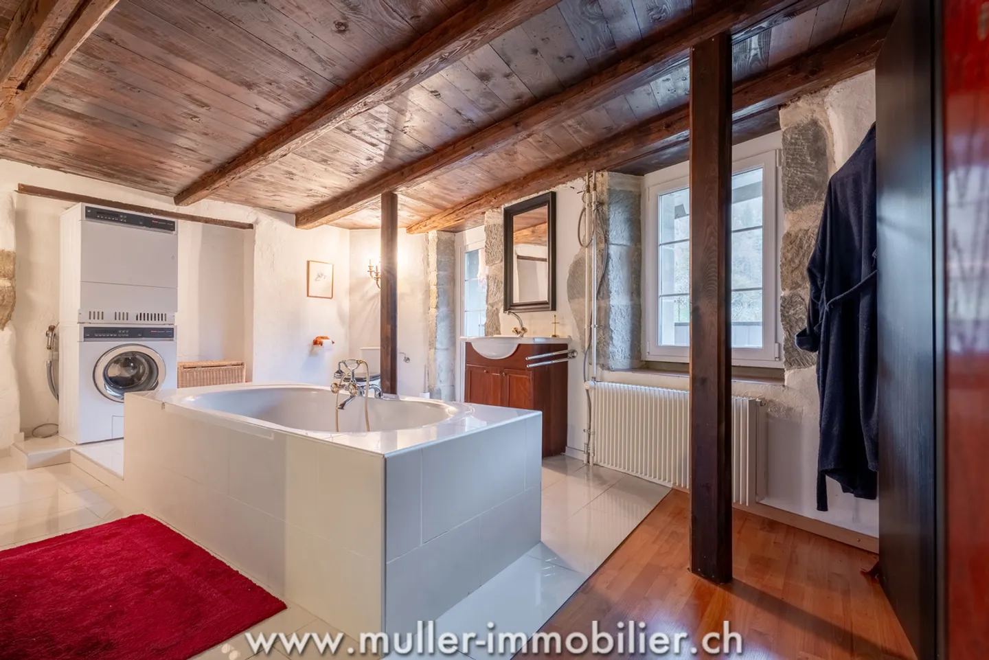 Superbe appartement rénové en plein coeur du bourg de Moudon - Foto 8 von 13