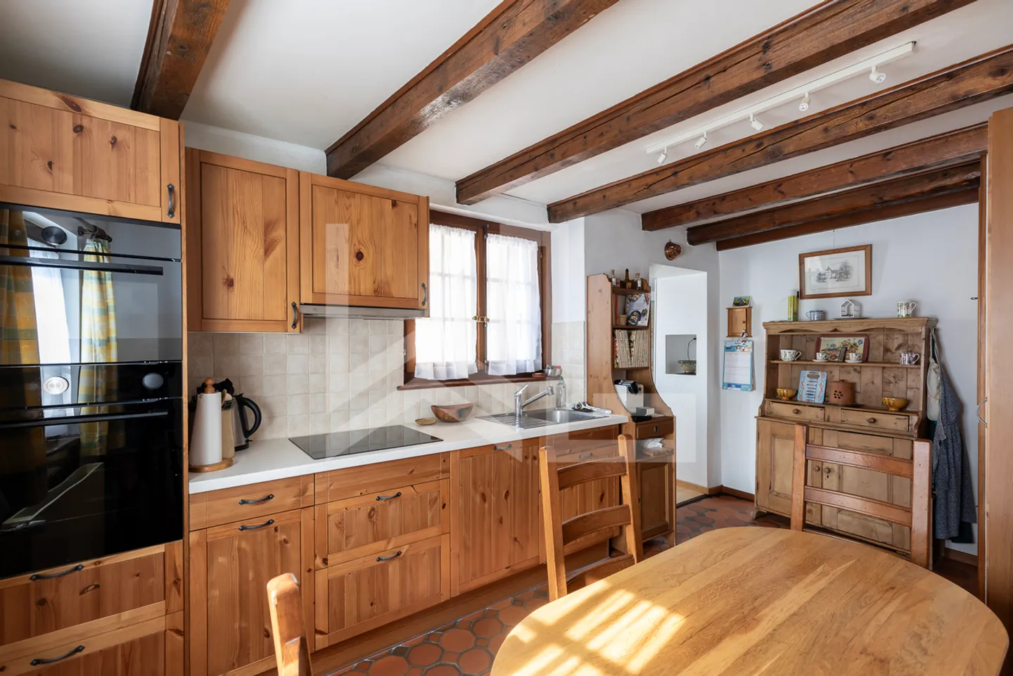 AUTHENTIQUE MAISON DE VILLAGE AVEC JARDIN - Photo 5 sur 5