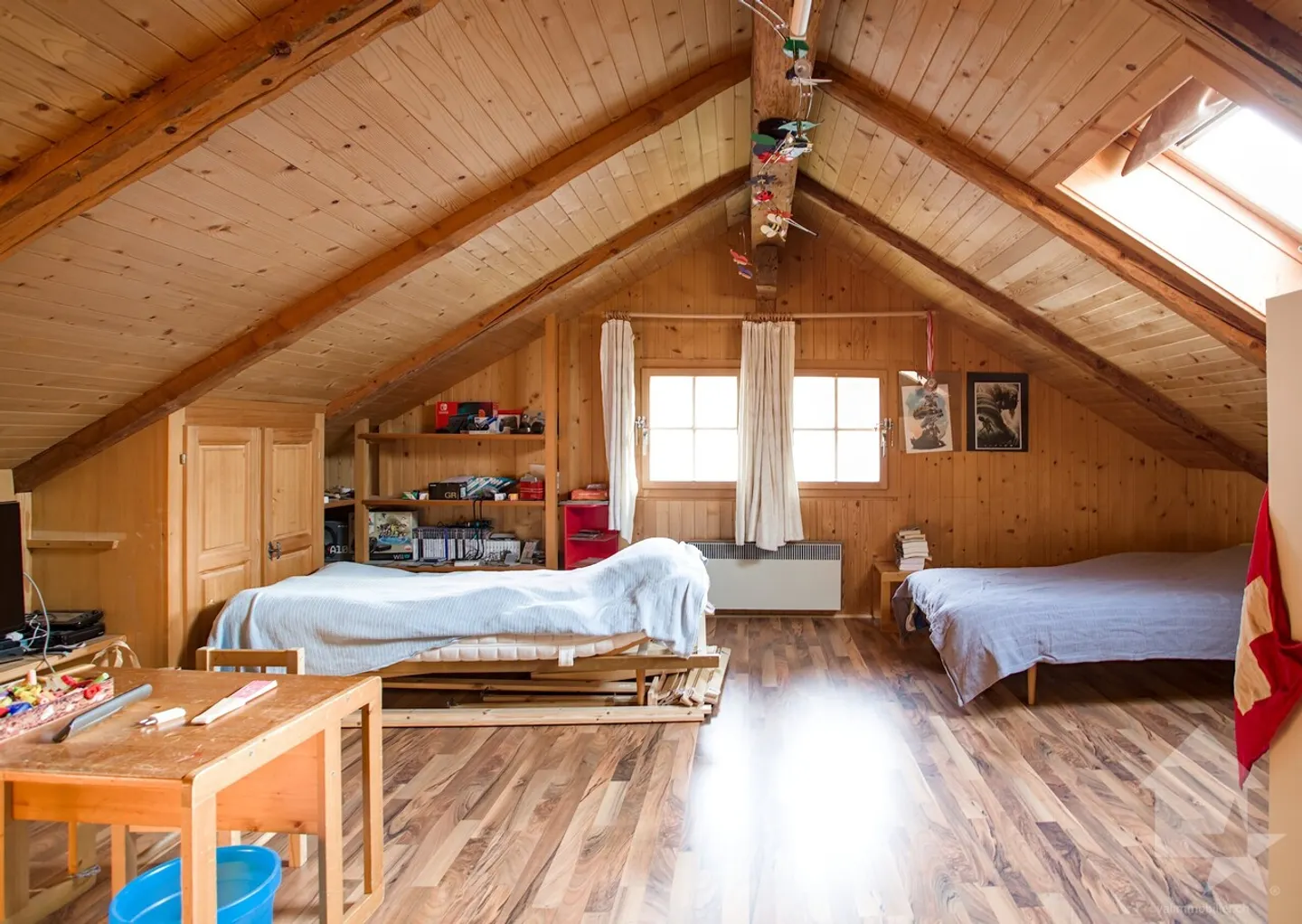 Chalet mit 5,5 Zimmern mit Charakter, 180 m2, sonnige Lage - Foto 7 von 13
