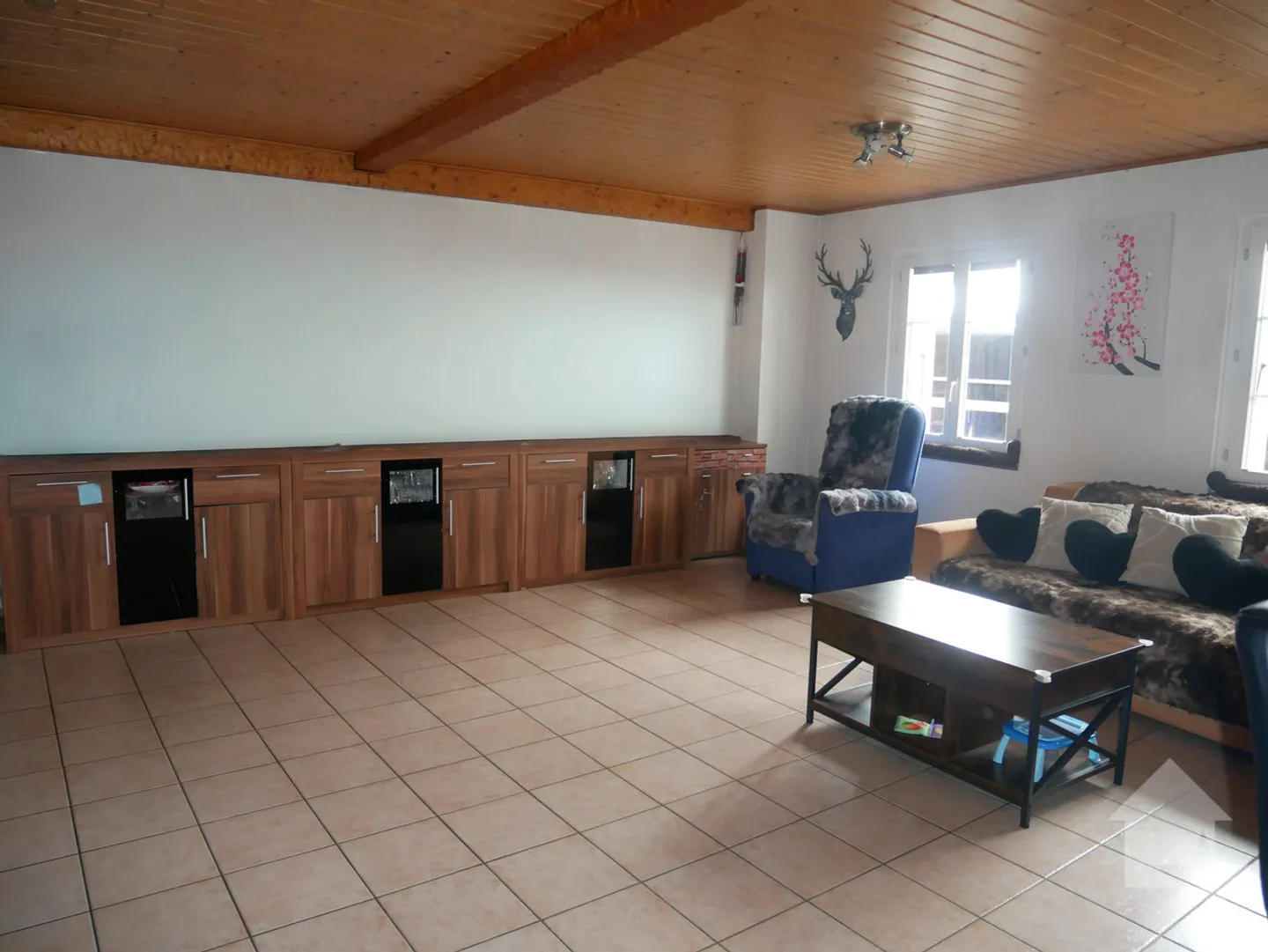 Spacious village house of 7.5 rooms in the heart of Orsières - Photo 2 of 13