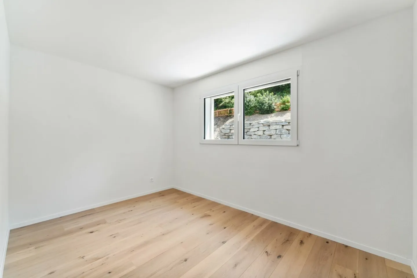 Neues und modernes Apartment mit Terrasse und großem Garten - Foto 7 von 10